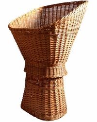 Double wicker display basket 115