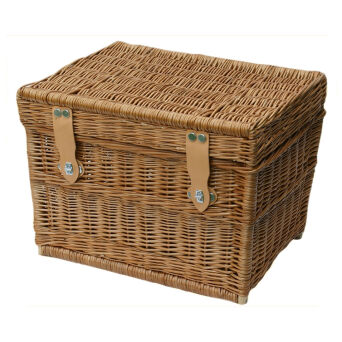 Wicker storage trunk with straps 50