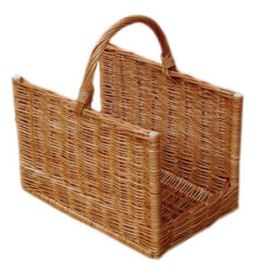 Wicker fireplace basket, open 45