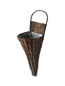 Wicker hanging planter basket